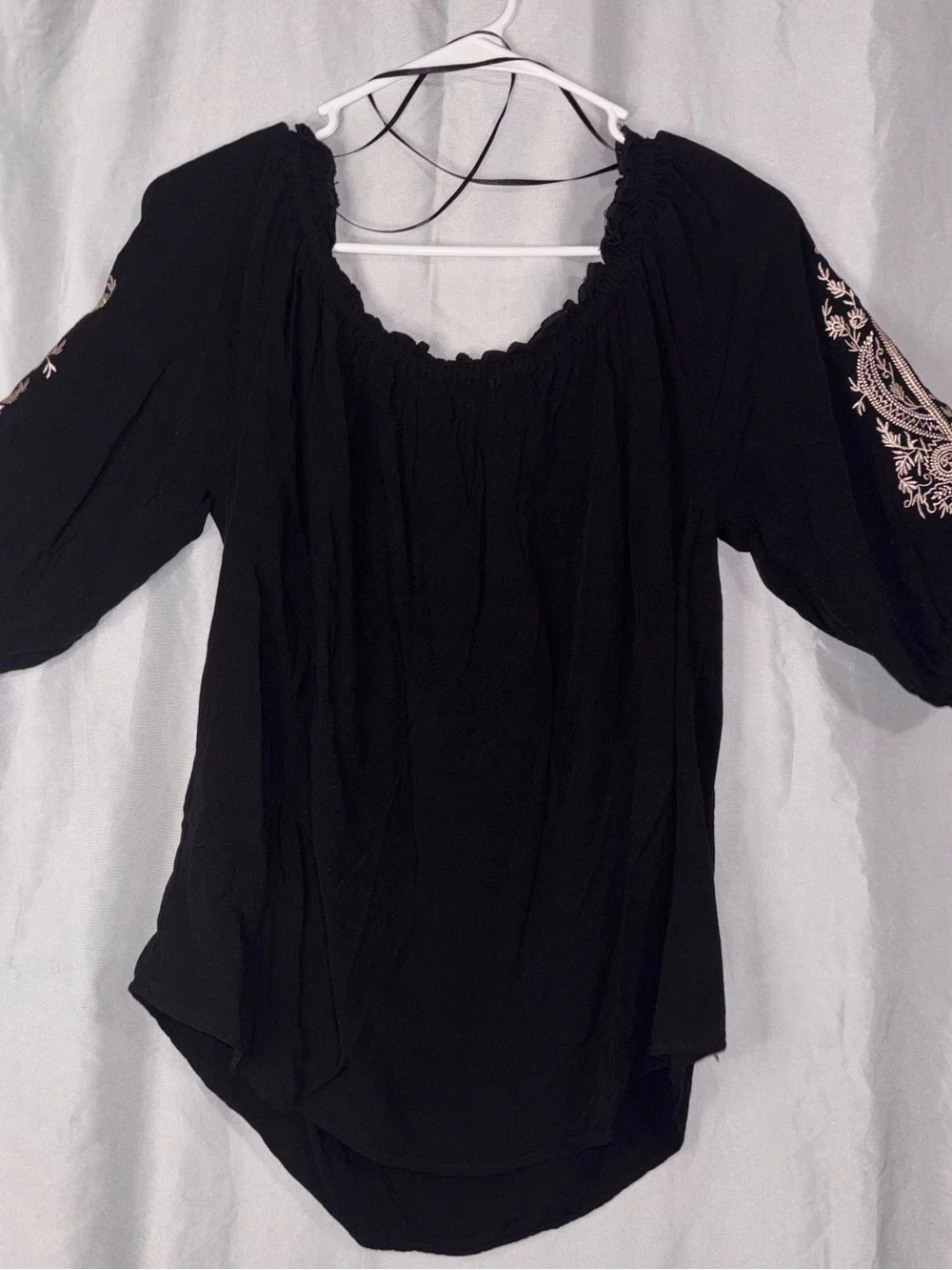 Signature Studio Tunic with Cream Embroidery - Picture 7 of 8